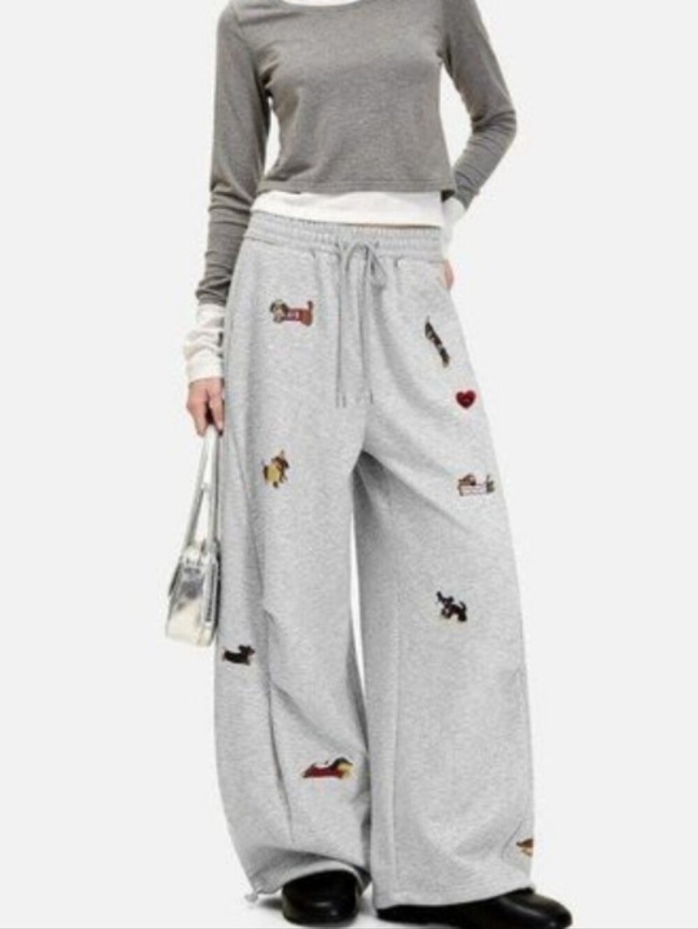 Aelfric Eden Embroidered Dog Baggy Barrel Leg Sweatpants NWT